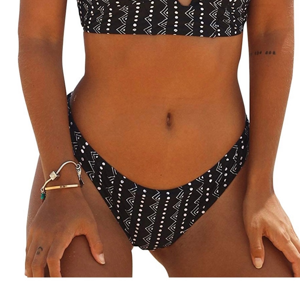 Cupshe swimsuit bottoms